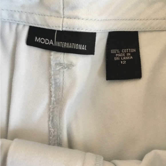 New Moda International Baby Blue High Waisted Shorts, Size 12 - Picture 2 of 10